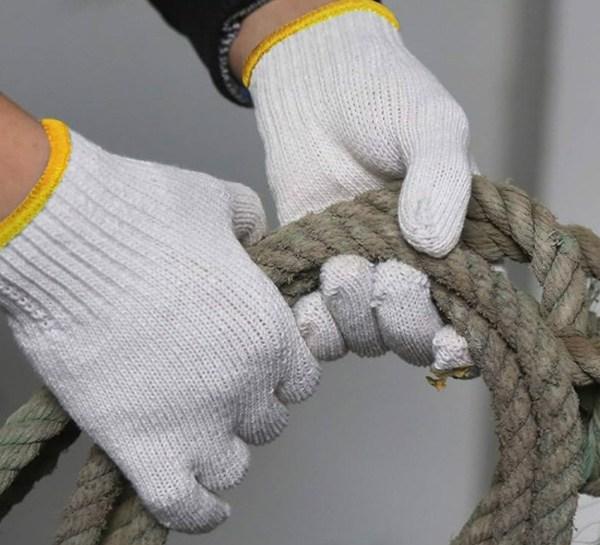 KNITTED GLOVES (4)