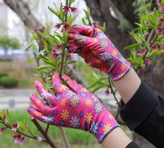 floral gardening gloves